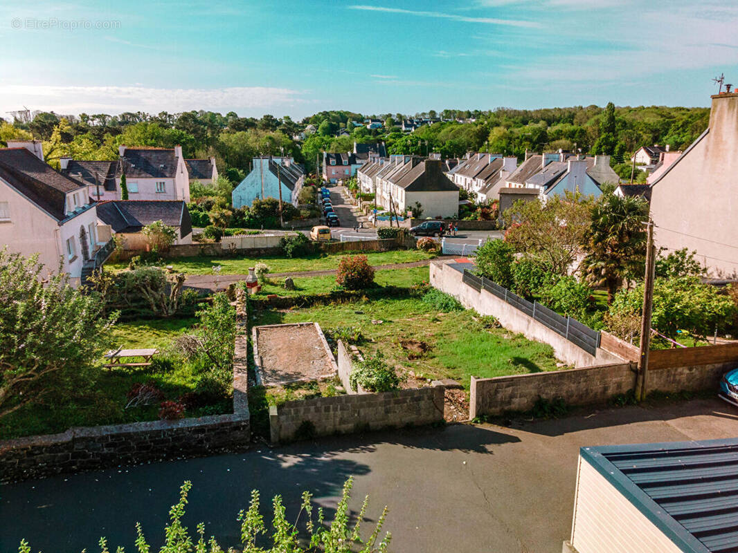 Terrain à DOUARNENEZ