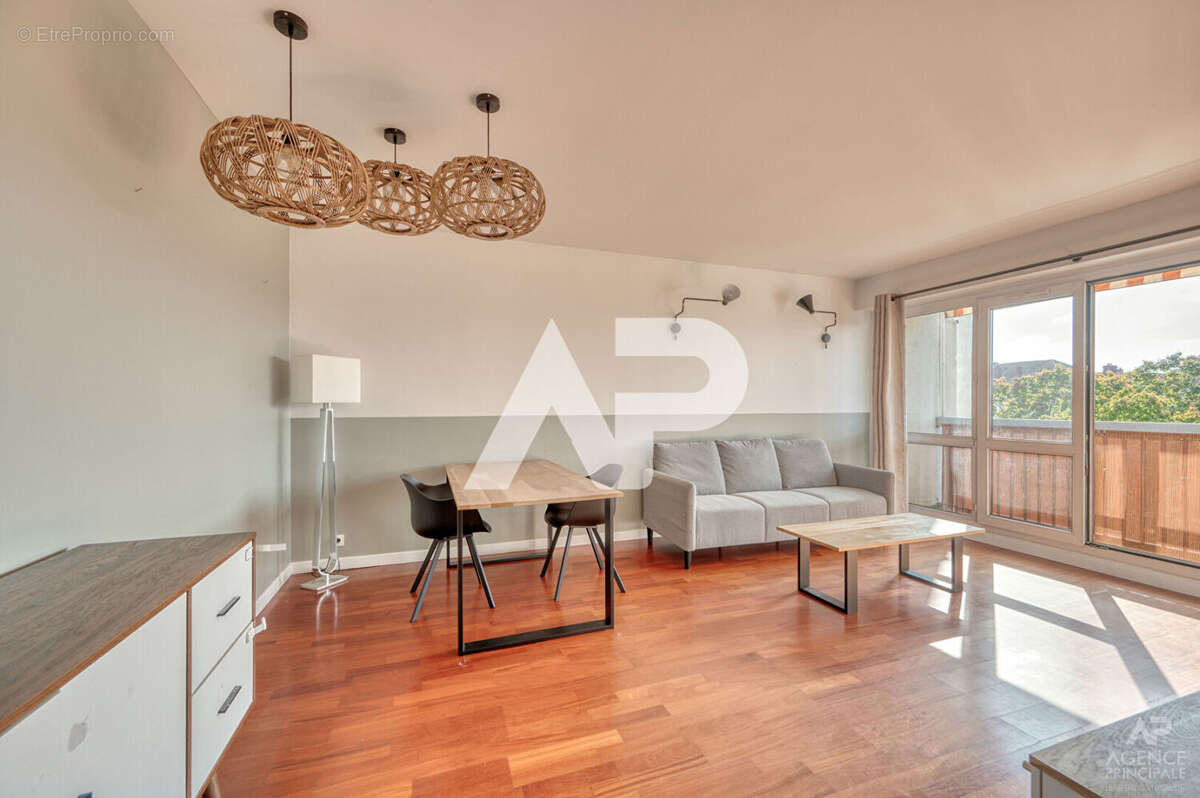 Appartement à RUEIL-MALMAISON