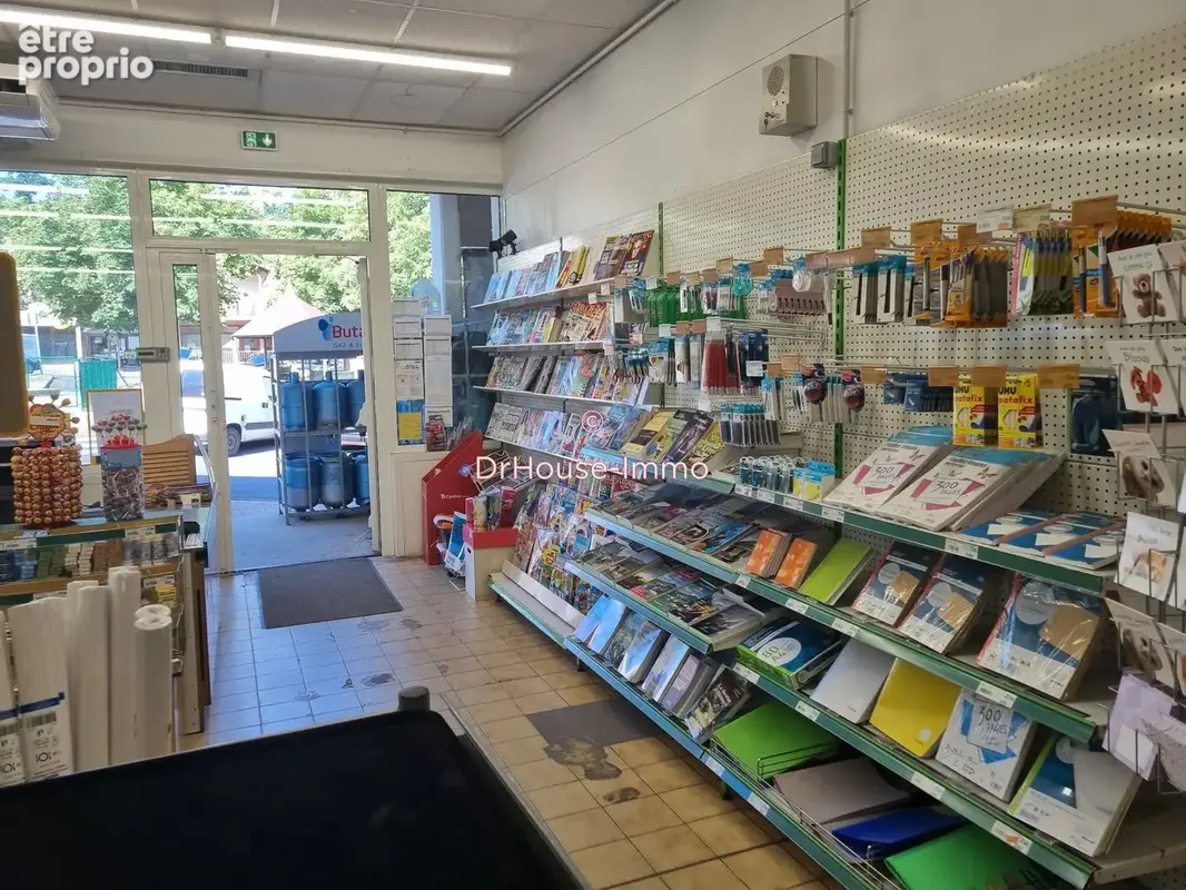 Commerce 250 m² à vendre à Saint-Germain-Laprade (43700) - photo 12