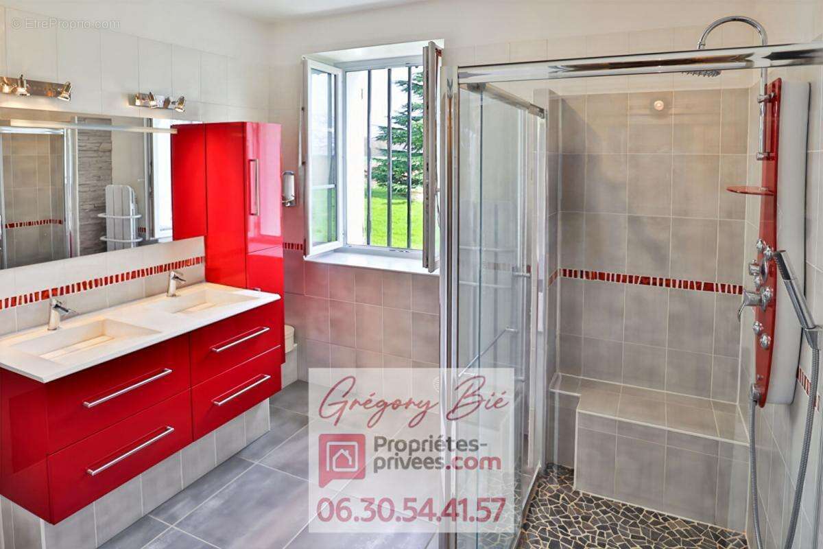 Maison à COULOMMIERS