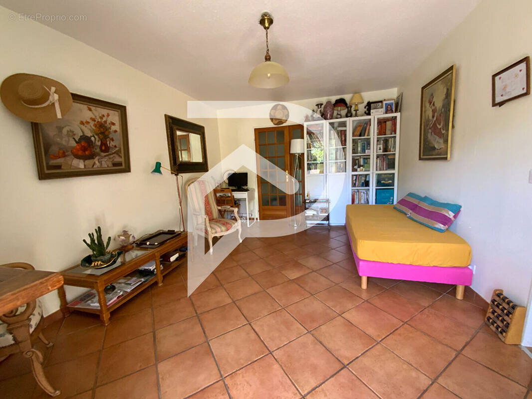 Appartement à ELANCOURT