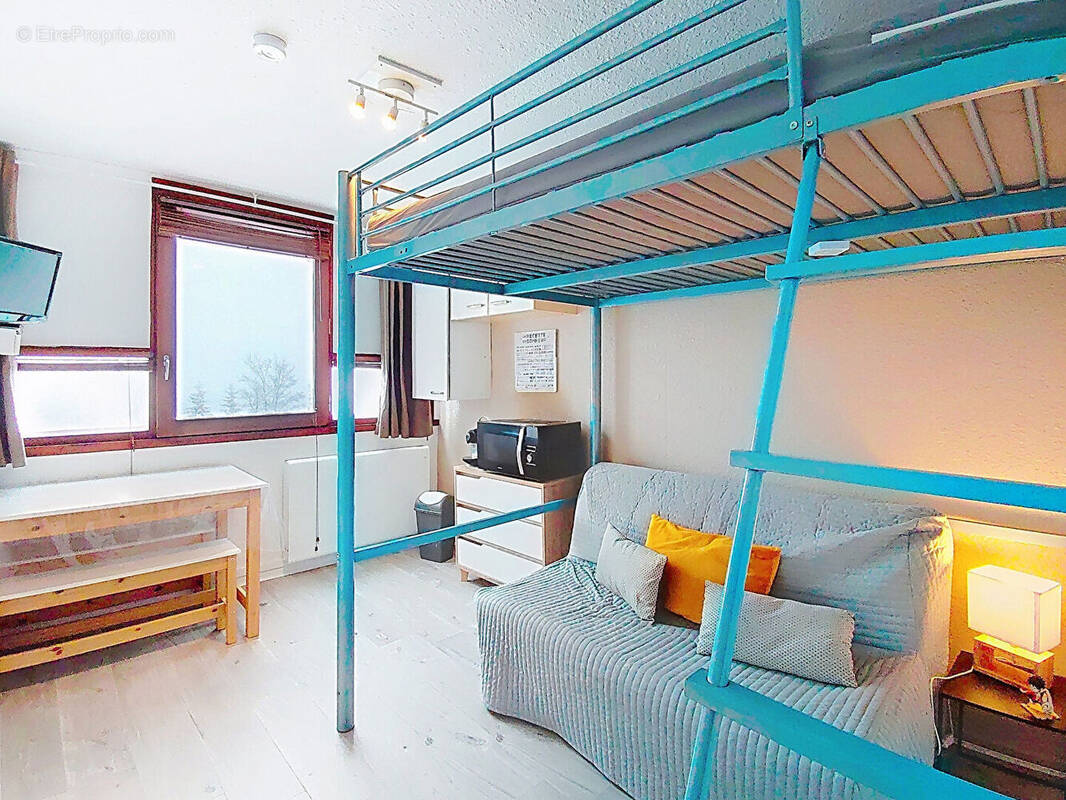 Appartement à LE CHATEL