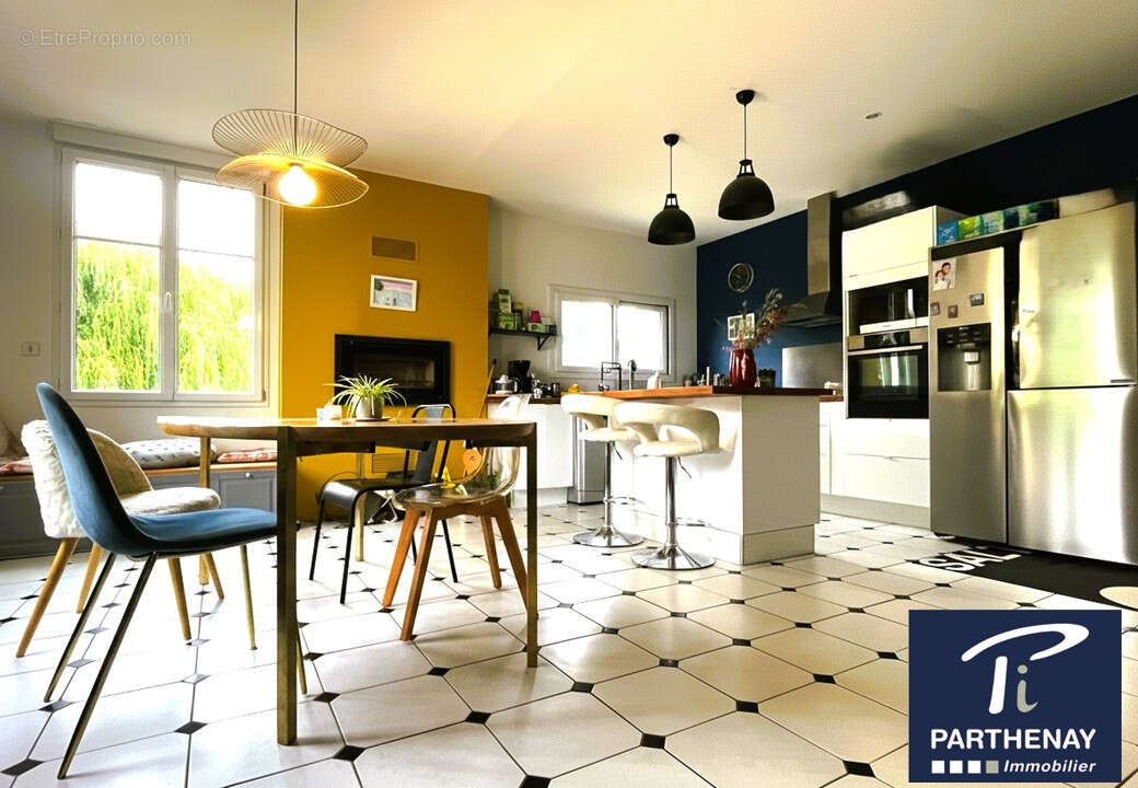 Maison à SAINT-GILLES