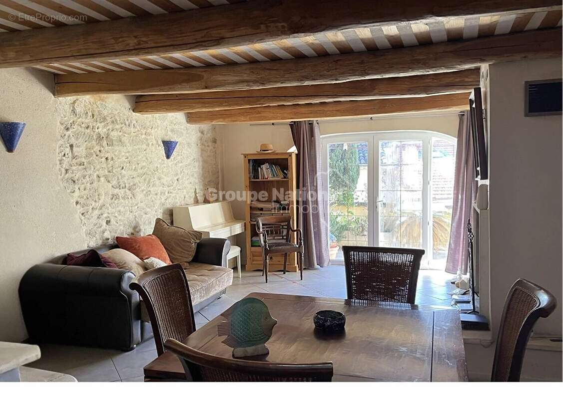 Maison à ROGNONAS