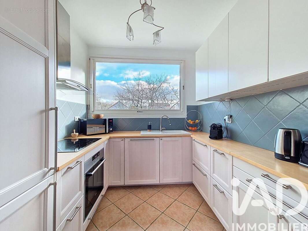 Photo 6 - Maison à LES CLAYES-SOUS-BOIS