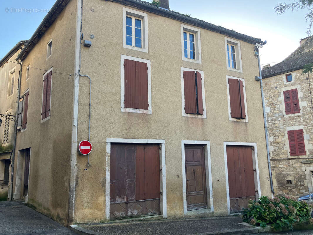 Maison à PUY-L'EVEQUE