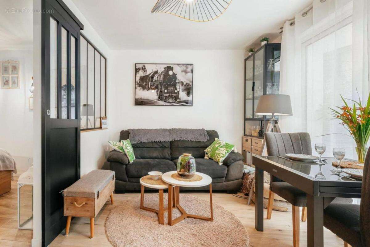 Maison à BAGUER-PICAN