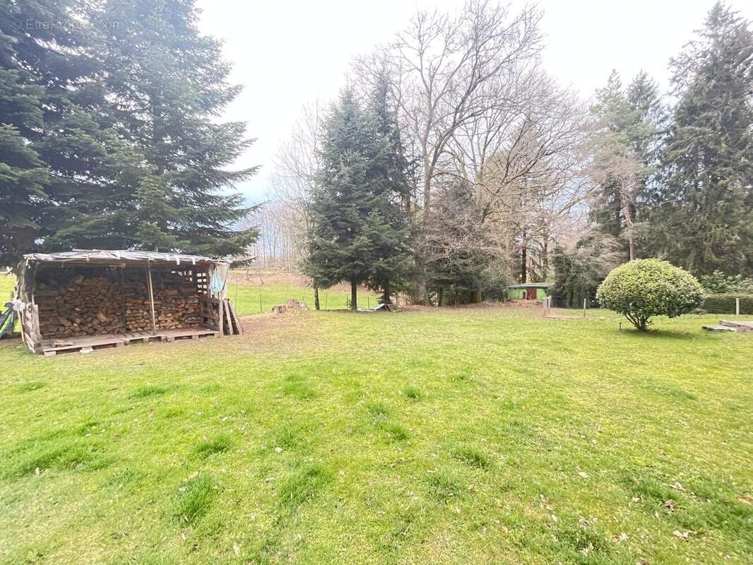 Maison à SAINT-PRIVAT