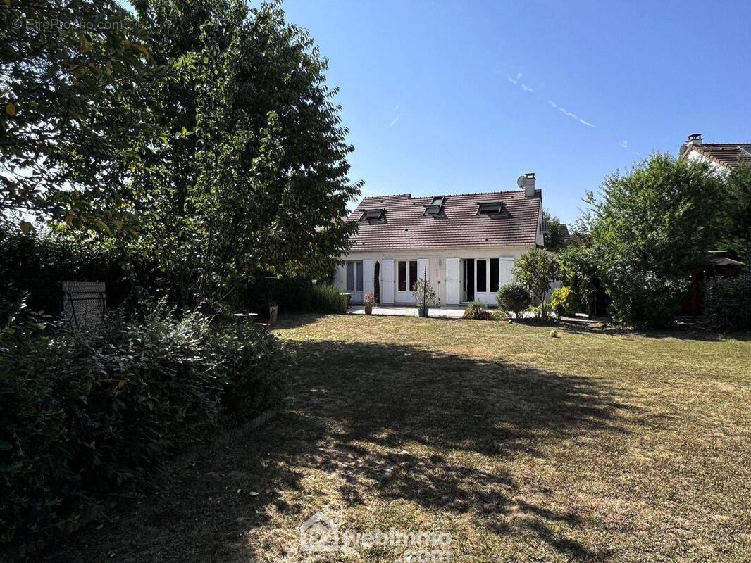 ... donnant sur le golf - Maison à BONDOUFLE
