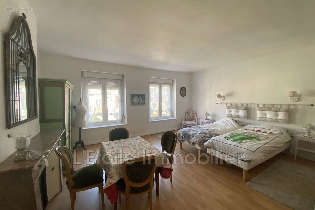 Maison à MOULINS-LA-MARCHE