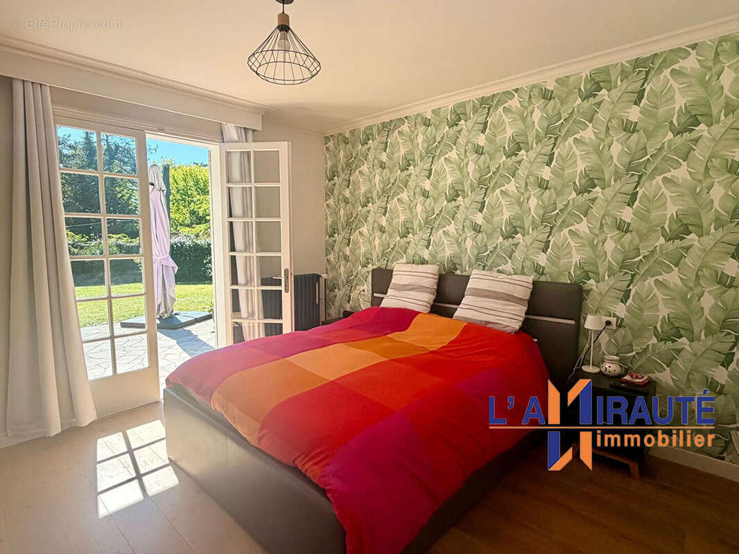 Maison à MAISONS-LAFFITTE