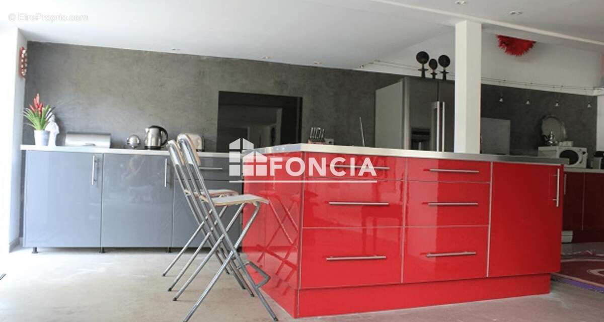 Appartement à COGOLIN