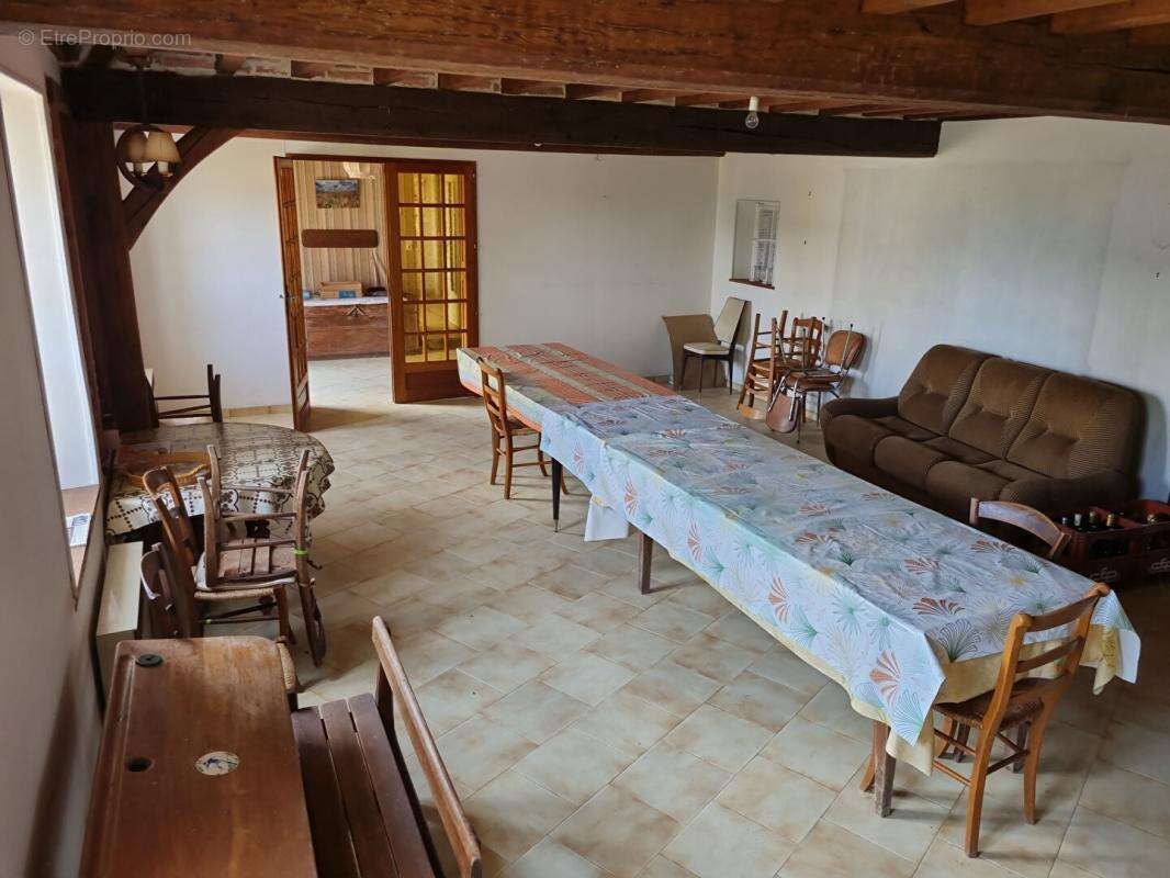 Maison à BOUZY-LA-FORET