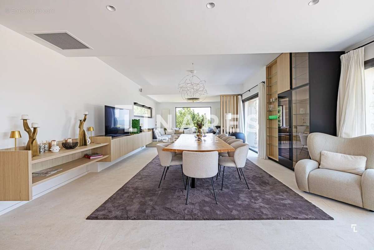 Domaine bellevue - mas de 459 m² - 13610 le puy sainte reparade - photo 6