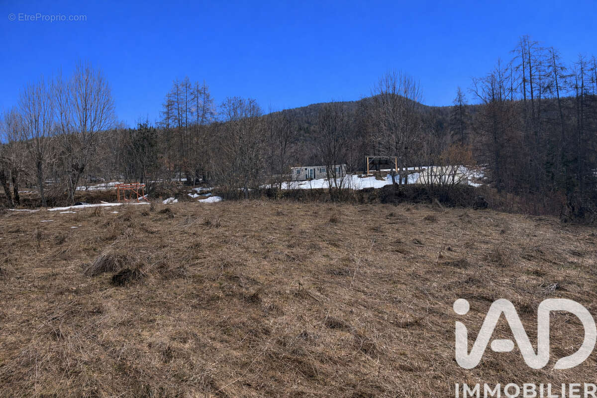 Photo 2 - Terrain à CROTS