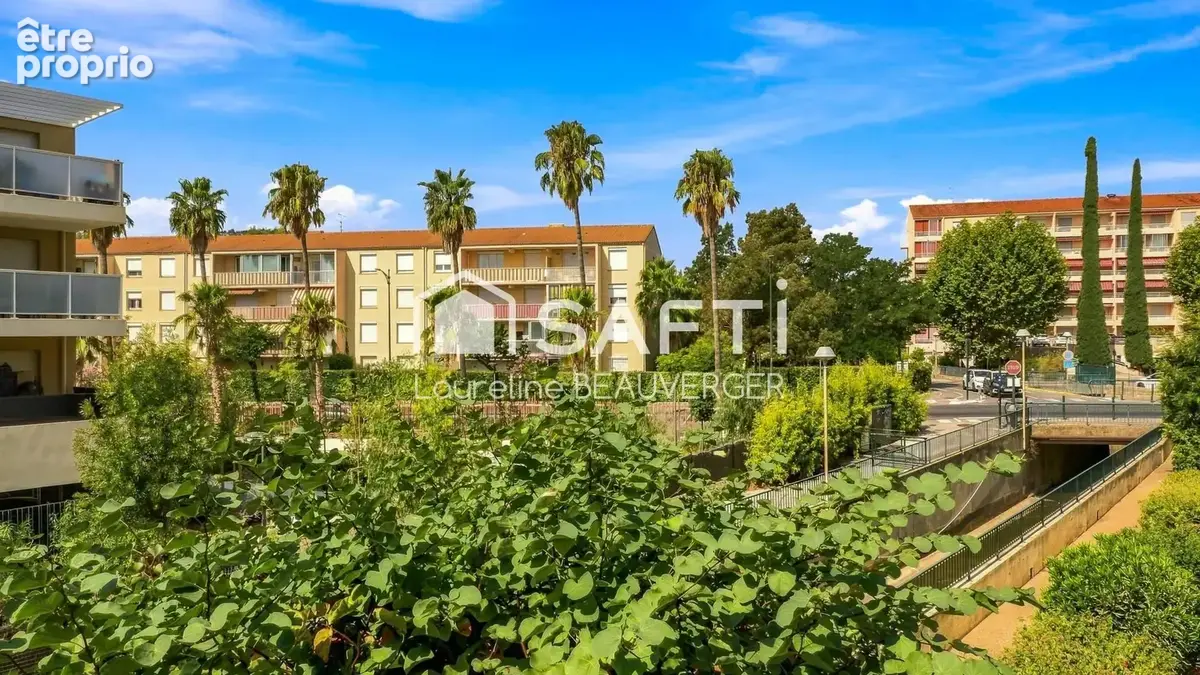Photo 1 - Appartement à HYERES