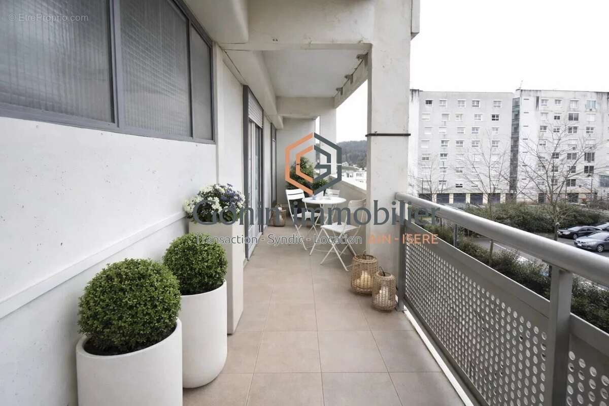 Appartement à SAINT-MAURICE-DE-BEYNOST