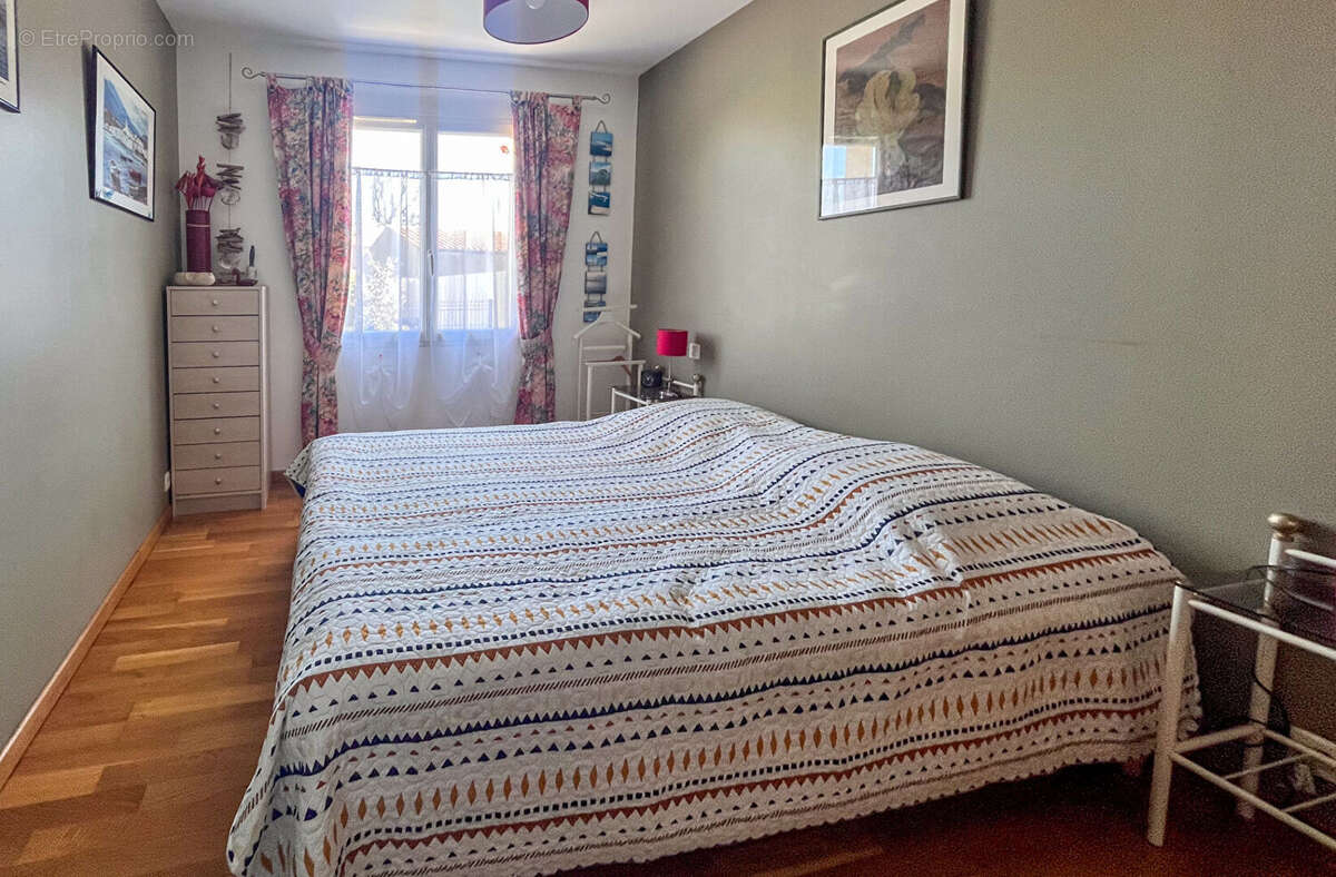 Maison à SAINTE-SOULLE