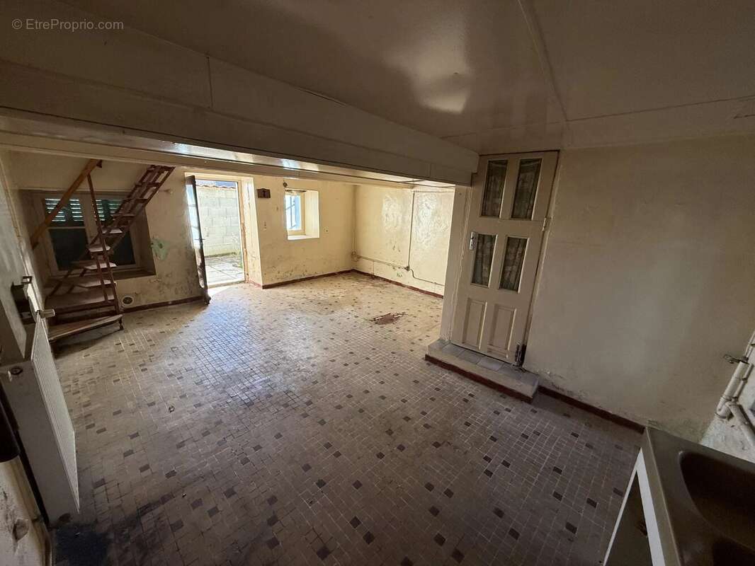 Maison à BELLEVILLE