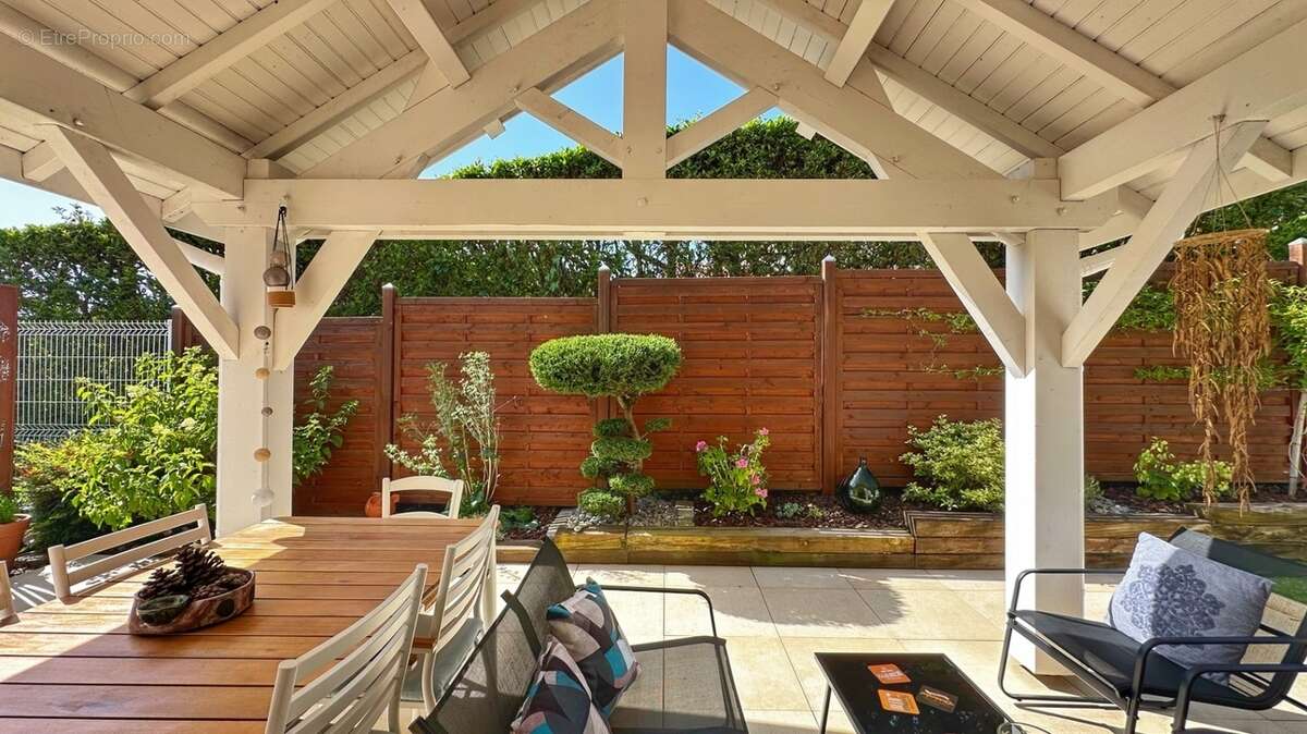 Maison à LA MURETTE