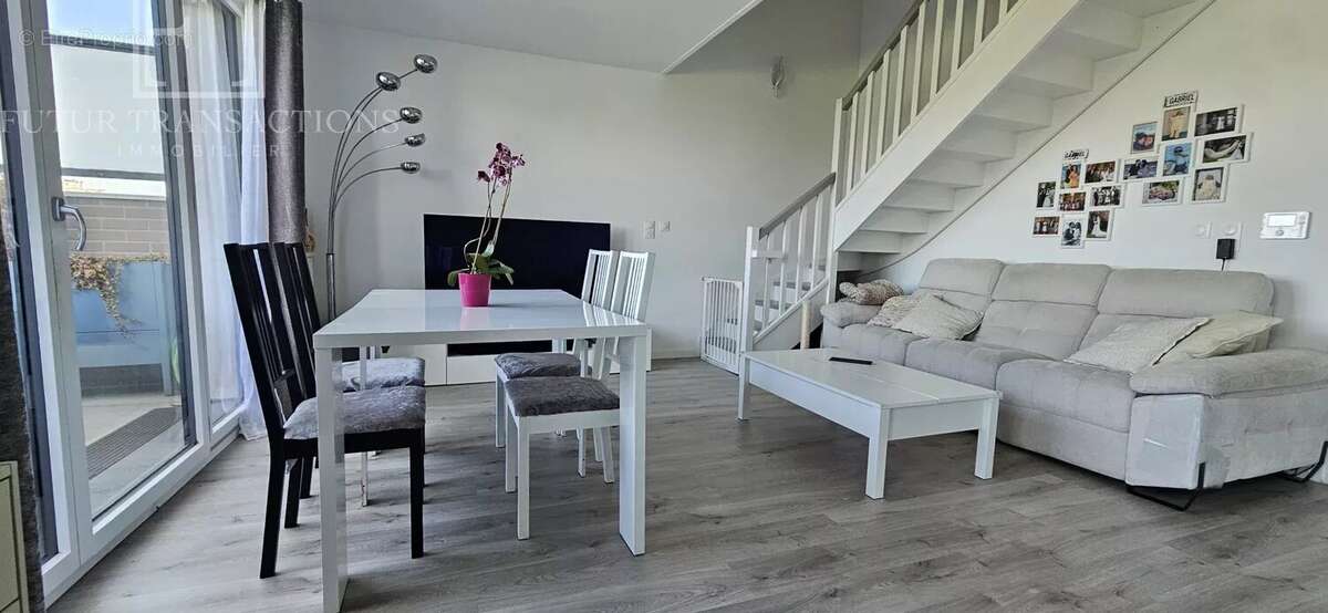Appartement à COLOMBES