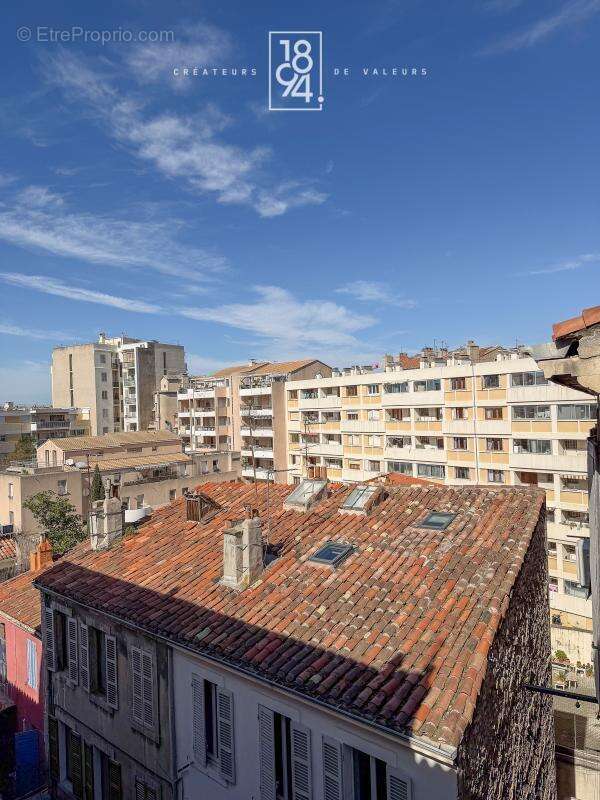 Appartement à MARSEILLE-5E