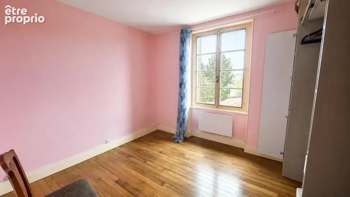 Maison de 6 pièces de 119 m² à Montluçon - photo 8