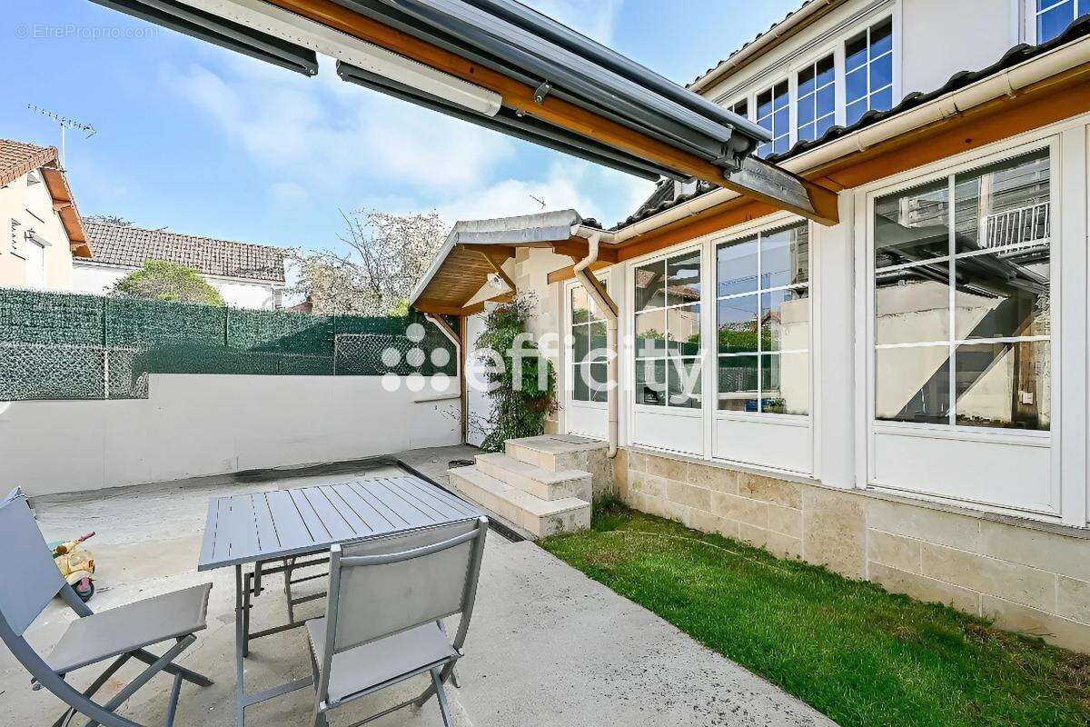 Maison 128 m² à Aulnay-Sous-Bois  - photo 5