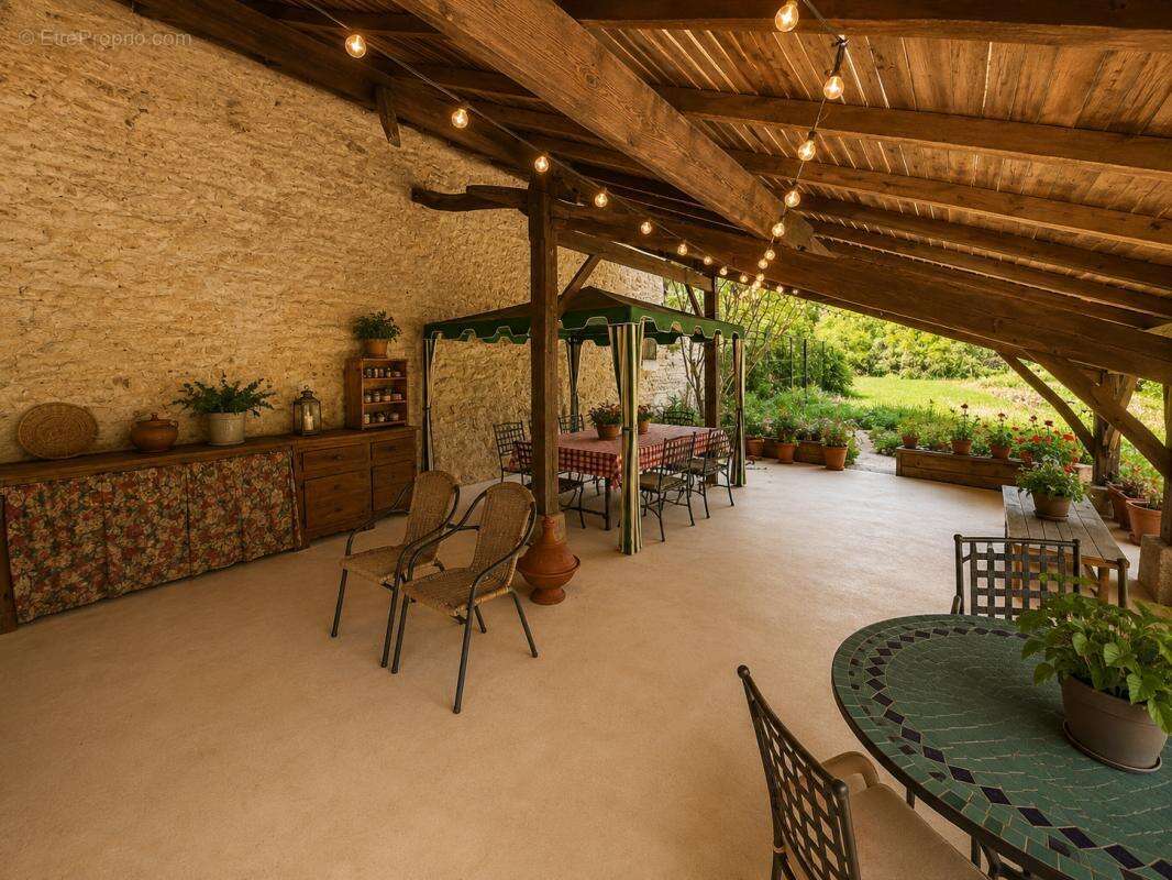 Maison à CIVRAY