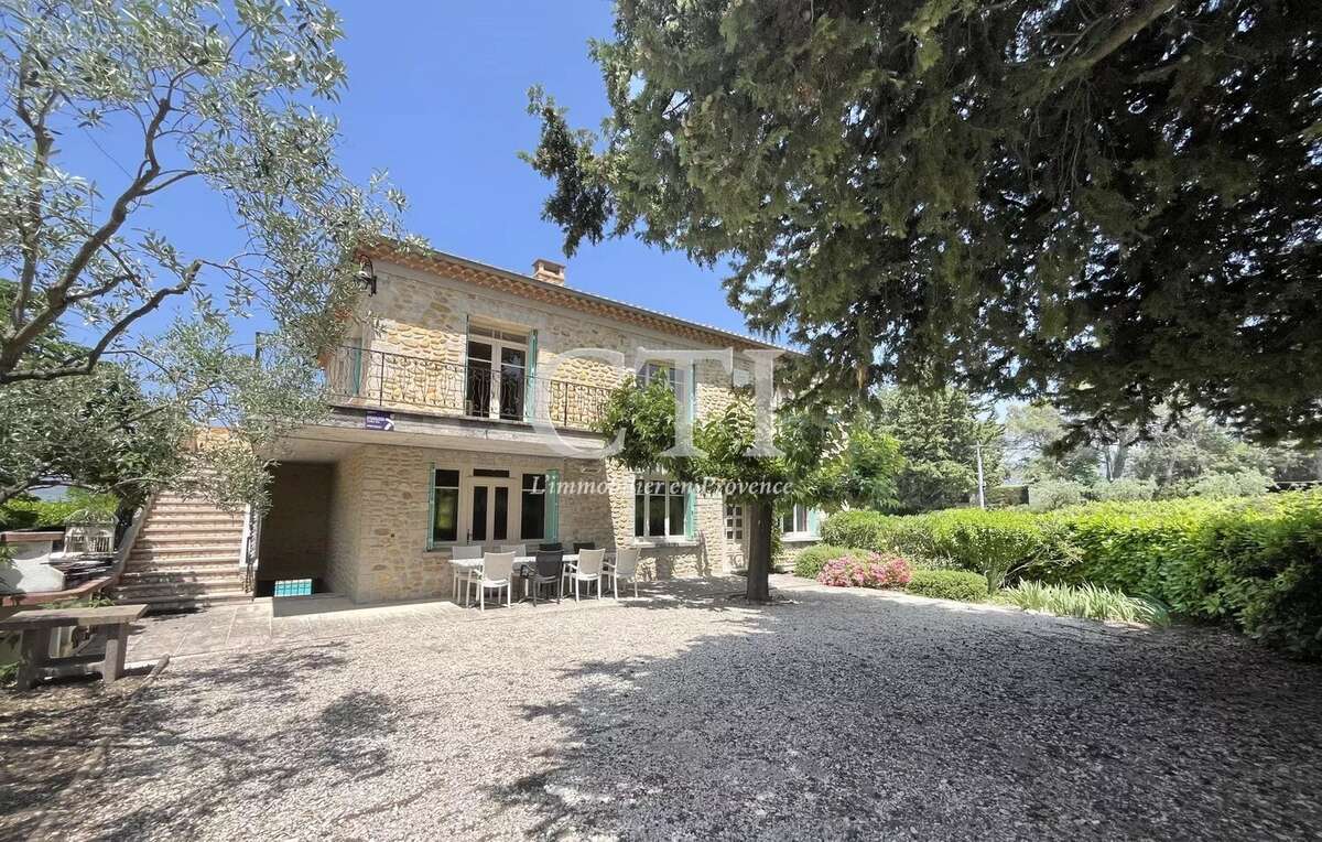 Maison à VAISON-LA-ROMAINE