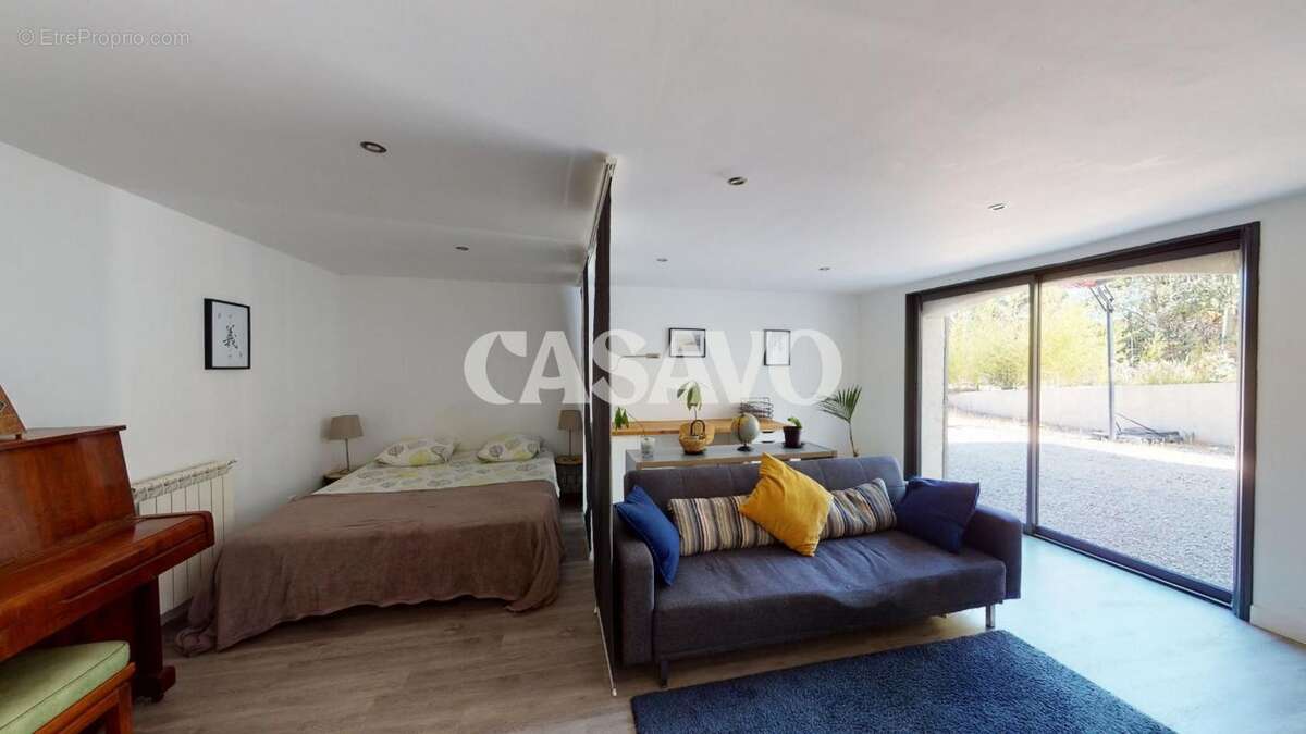 Maison à POURRIERES