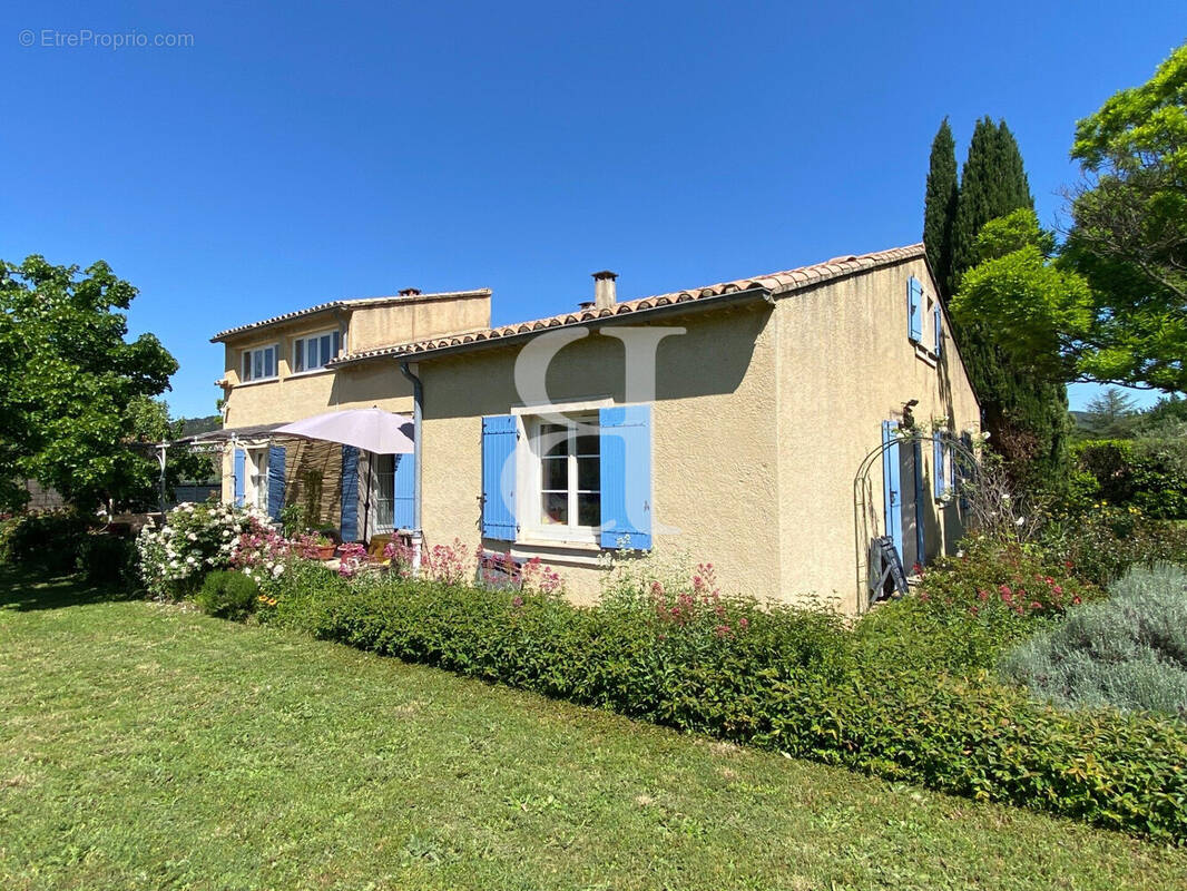 Maison à VAISON-LA-ROMAINE