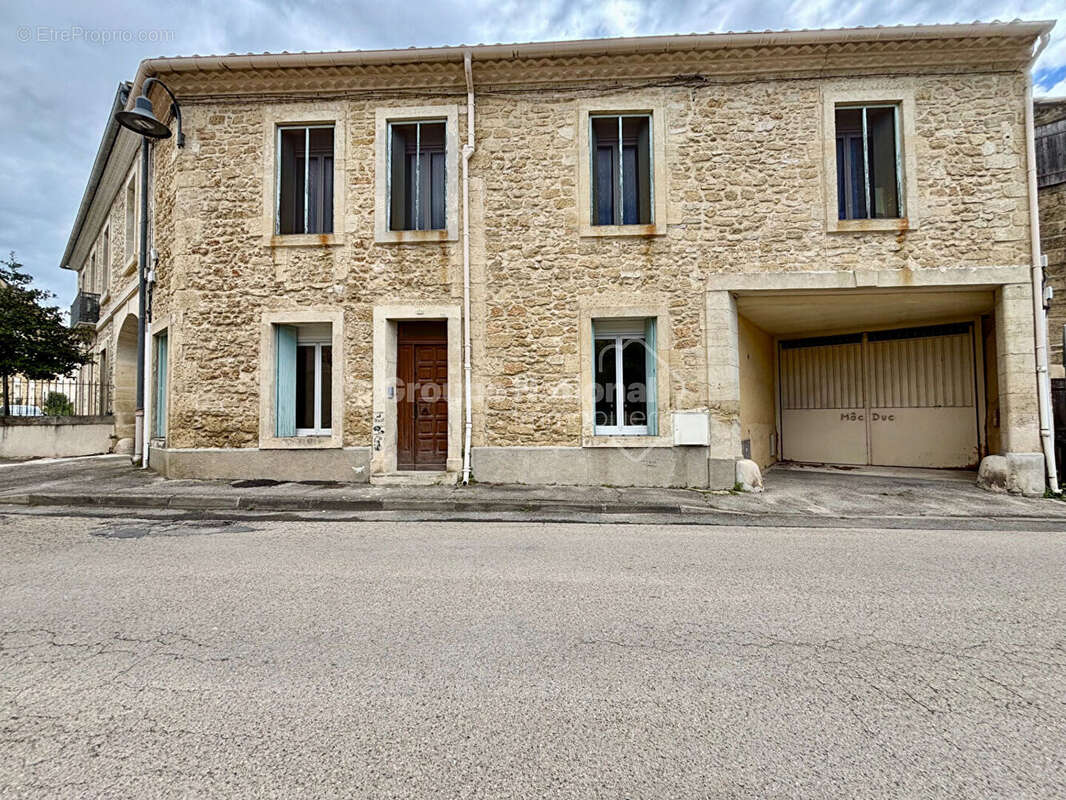 Maison à AIGUES-VIVES