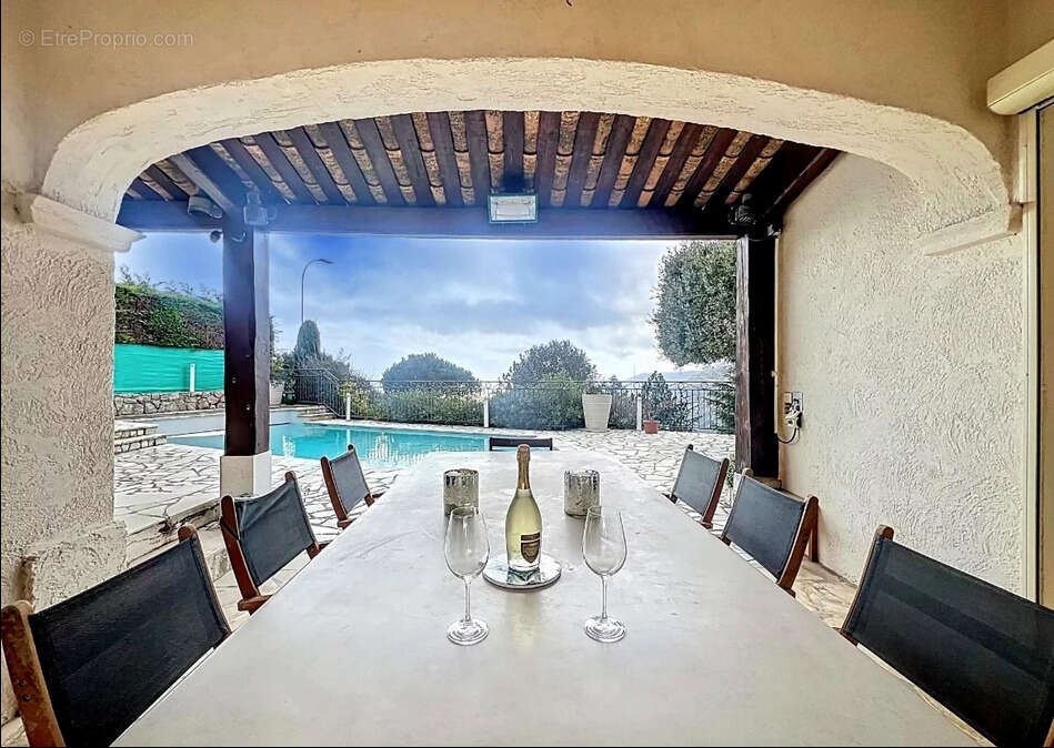Maison à LA TURBIE