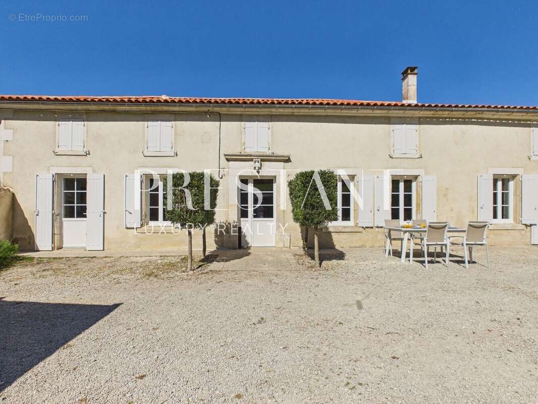 Maison à SAINT-BRICE