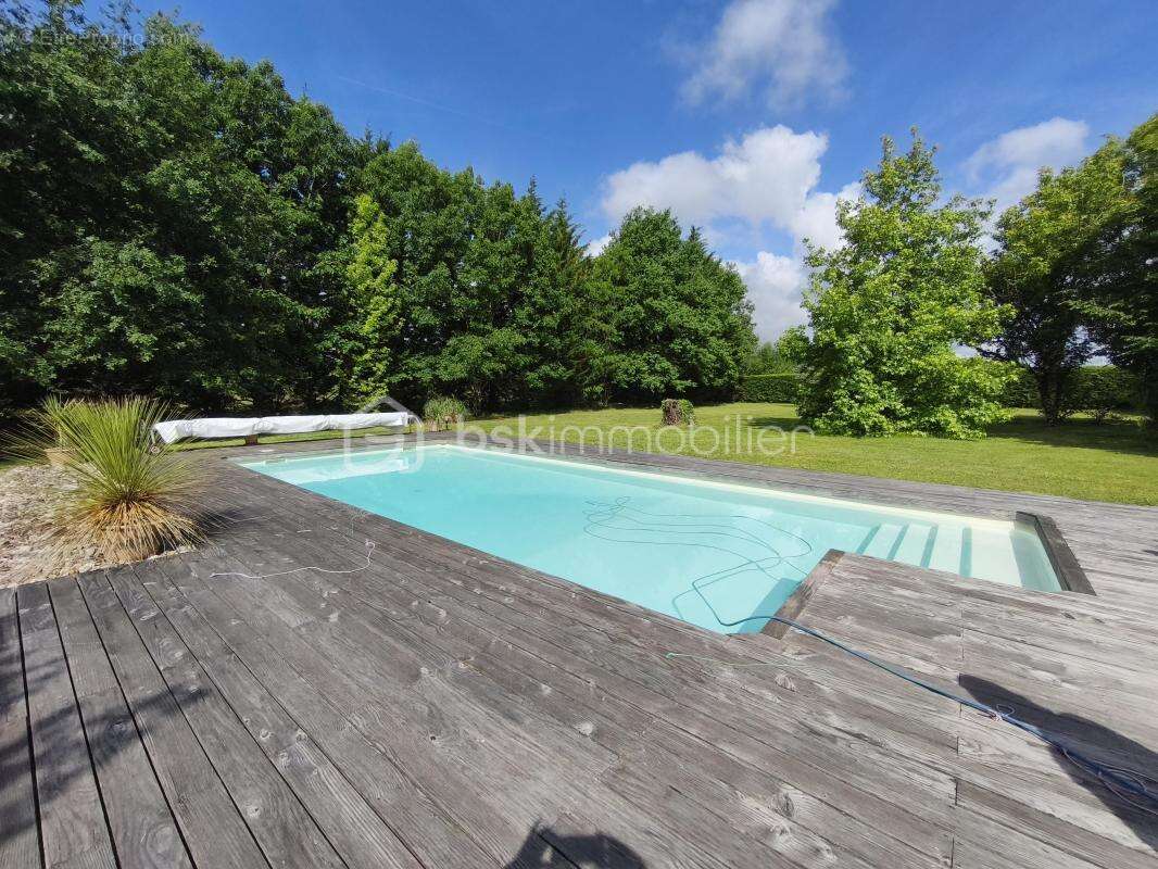 Maison à SAINT-ANTOINE-SUR-L&#039;ISLE