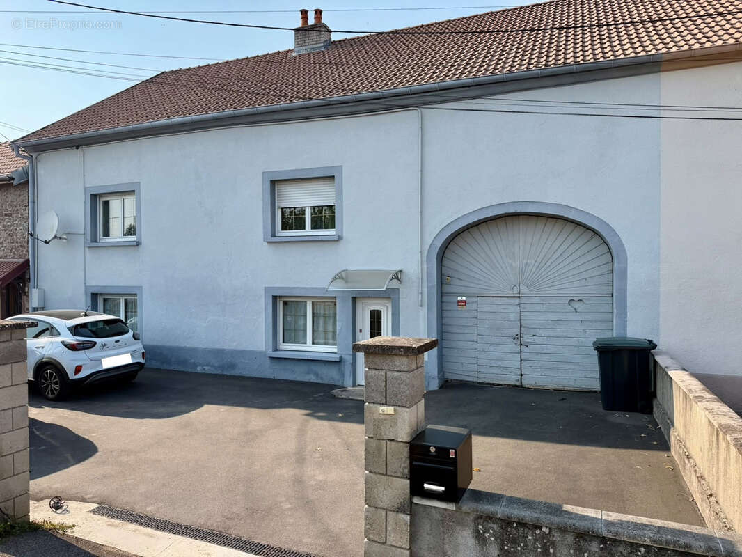 Vente charmante maison rénovée, mitoyenne, sur terrain de  24,77 ares ROYE - photo 24