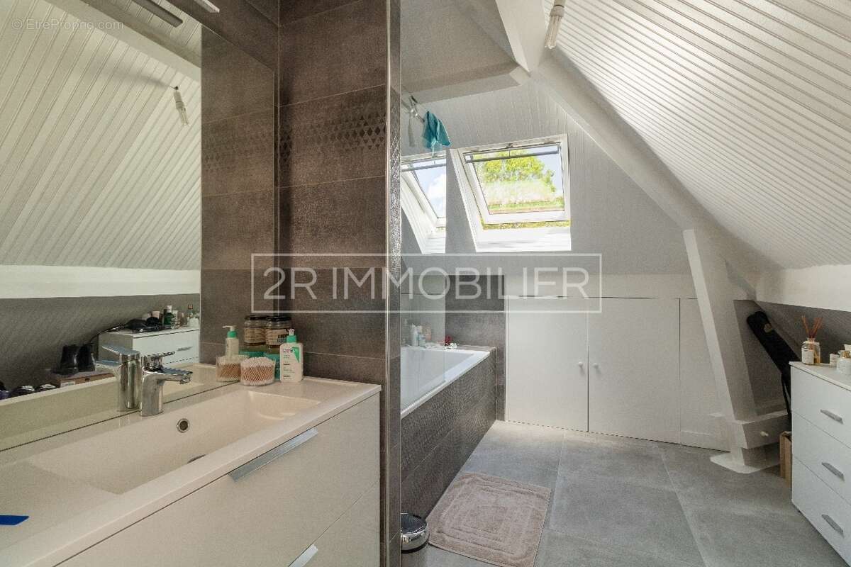 Maison à LAGNY-SUR-MARNE