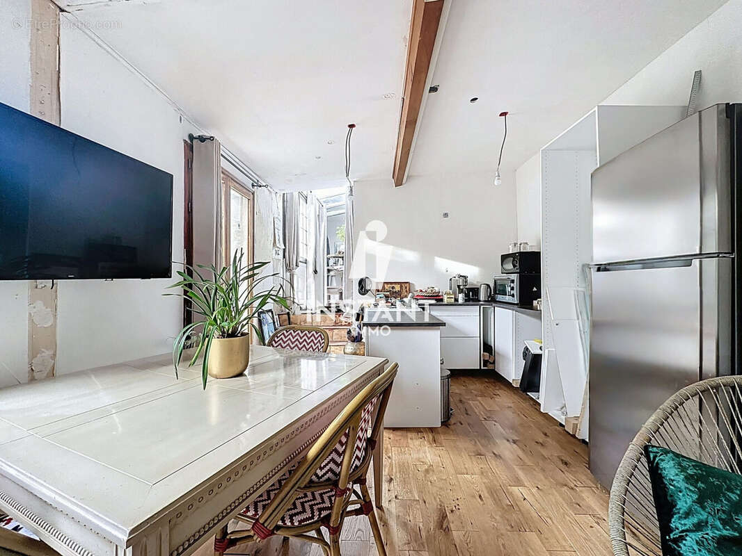 Maison à LE PERREUX-SUR-MARNE