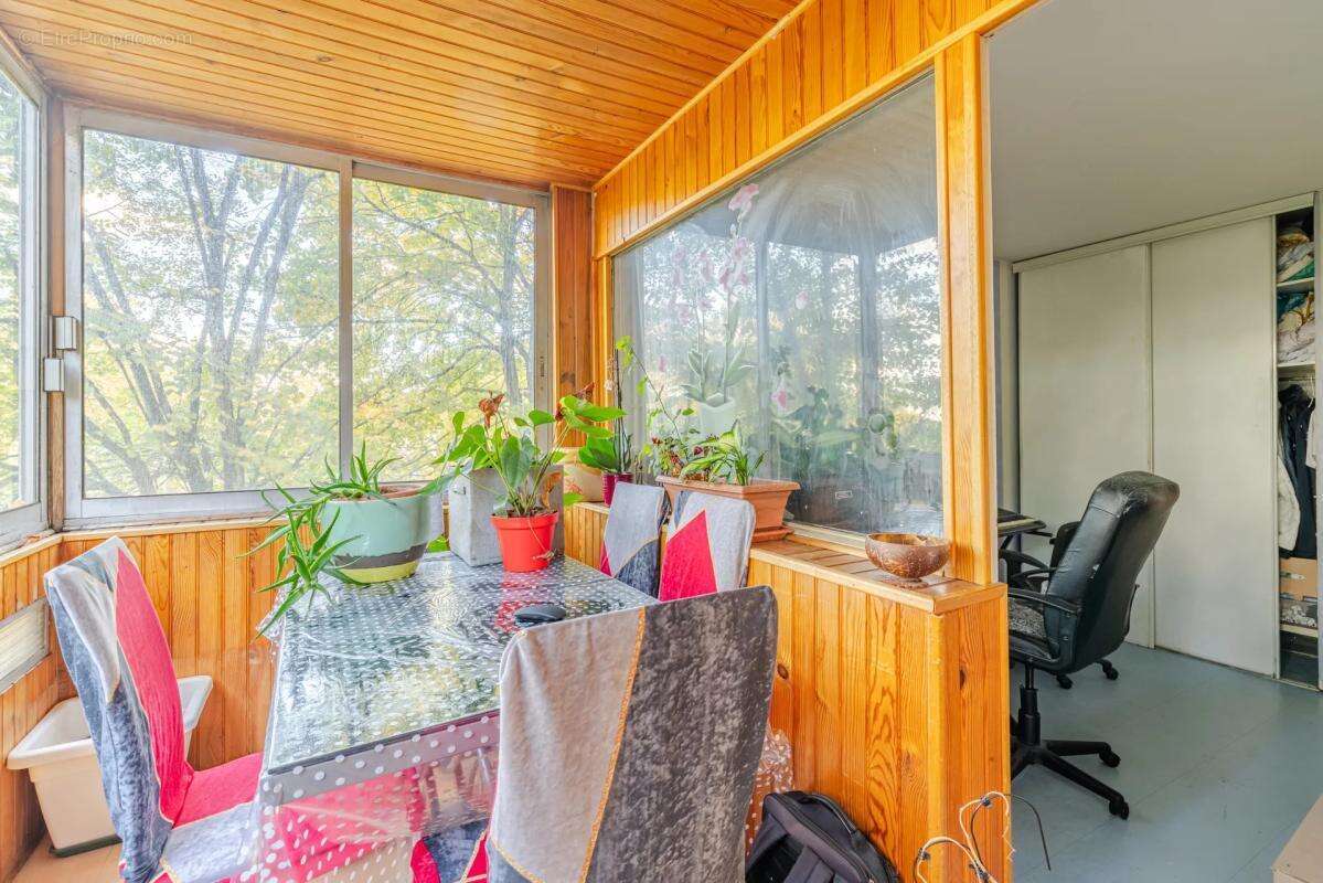 Appartement à BOISSY-SAINT-LEGER