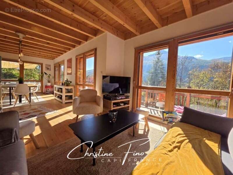 Maison à SAINT-CHAFFREY