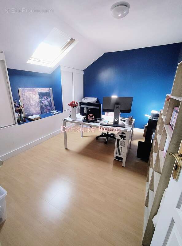 Maison à MARLY-LA-VILLE