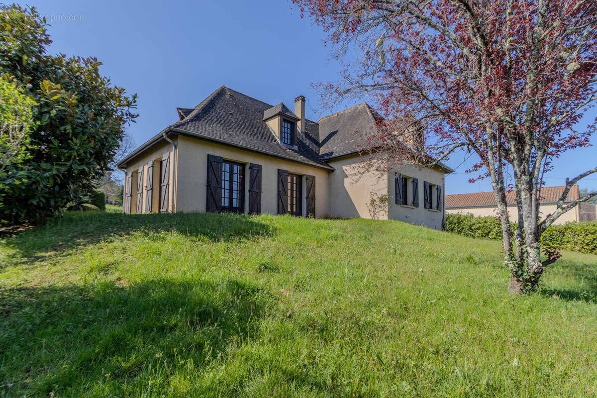 Maison à SARLAT-LA-CANEDA