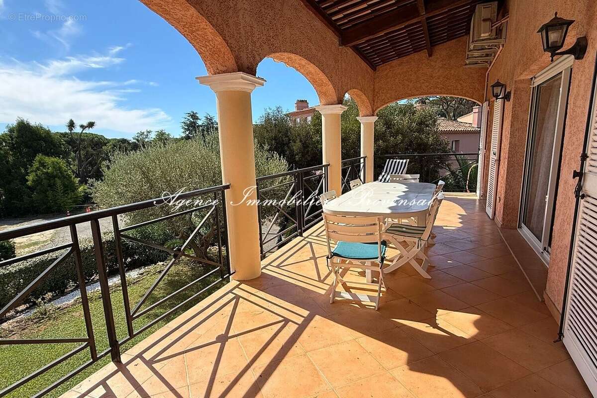 Appartement 87 m² à Sainte-Maxime  - photo 4