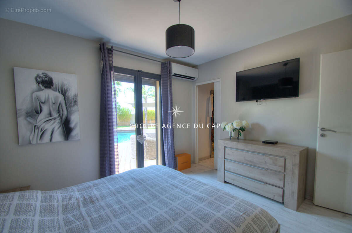 Maison à PUGET-SUR-ARGENS