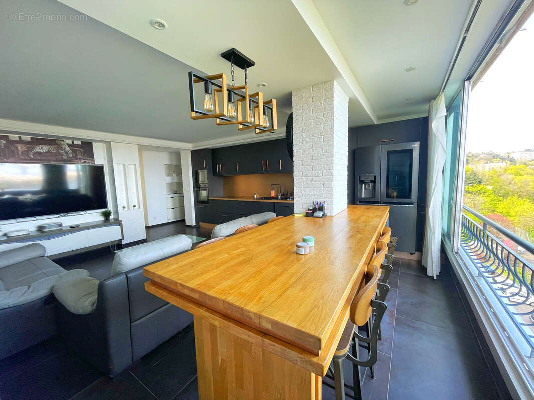 Appartement à LA MULATIERE