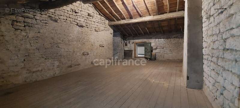 Maison à vendre 5 pièces NALLIERS (85) - photo 16