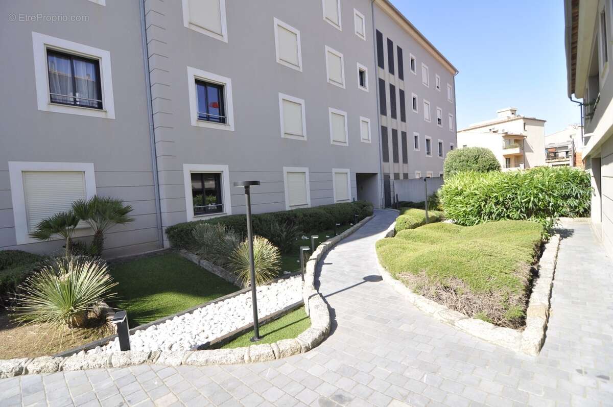 Appartement 3 pièces de 67 m² au cœur de Propriano - photo 11