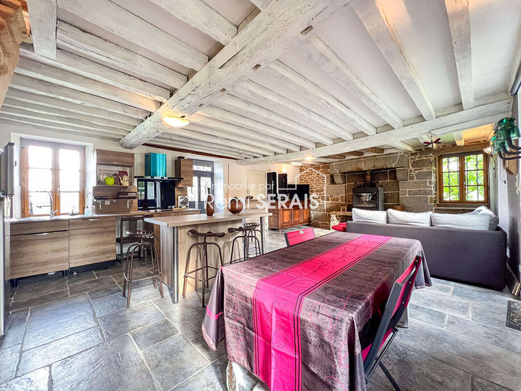 Maison à SAINTE-HONORINE-LA-GUILLAUME