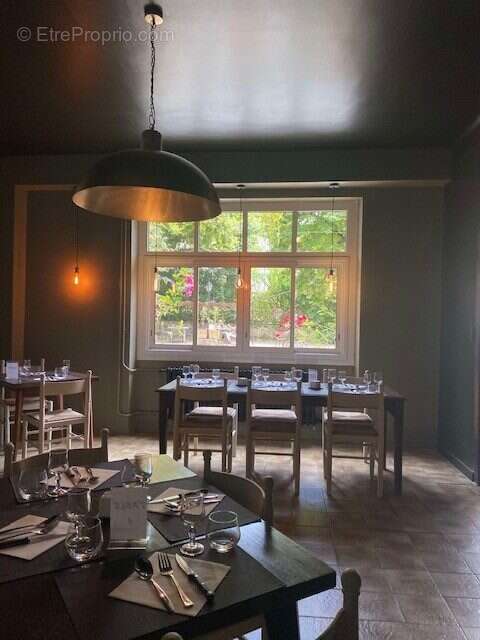 Restraurant - Autre à SAUVETERRE-DE-ROUERGUE